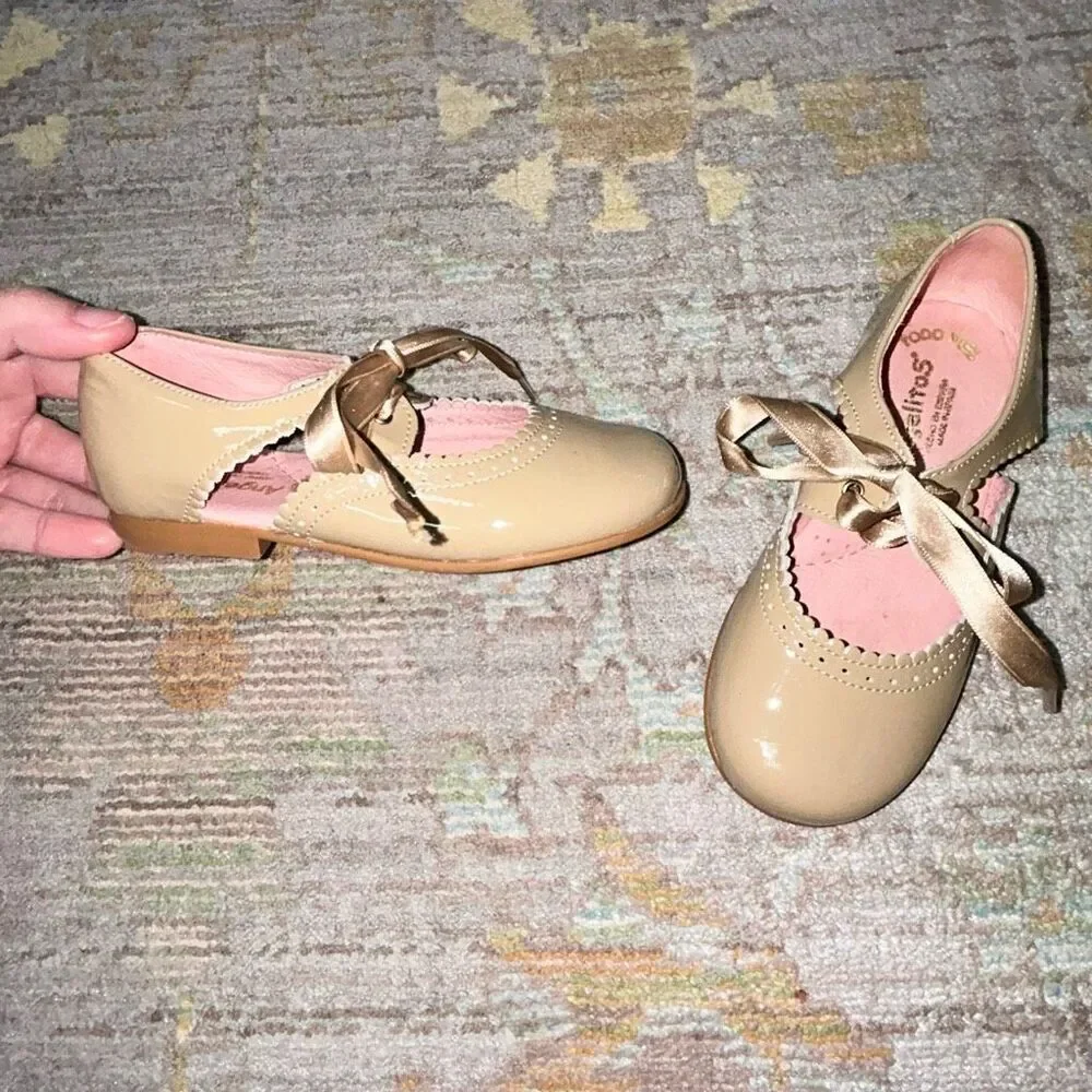 Angelitos nude ribbon tie Mary Jane Spanish shoe sz 25 -9